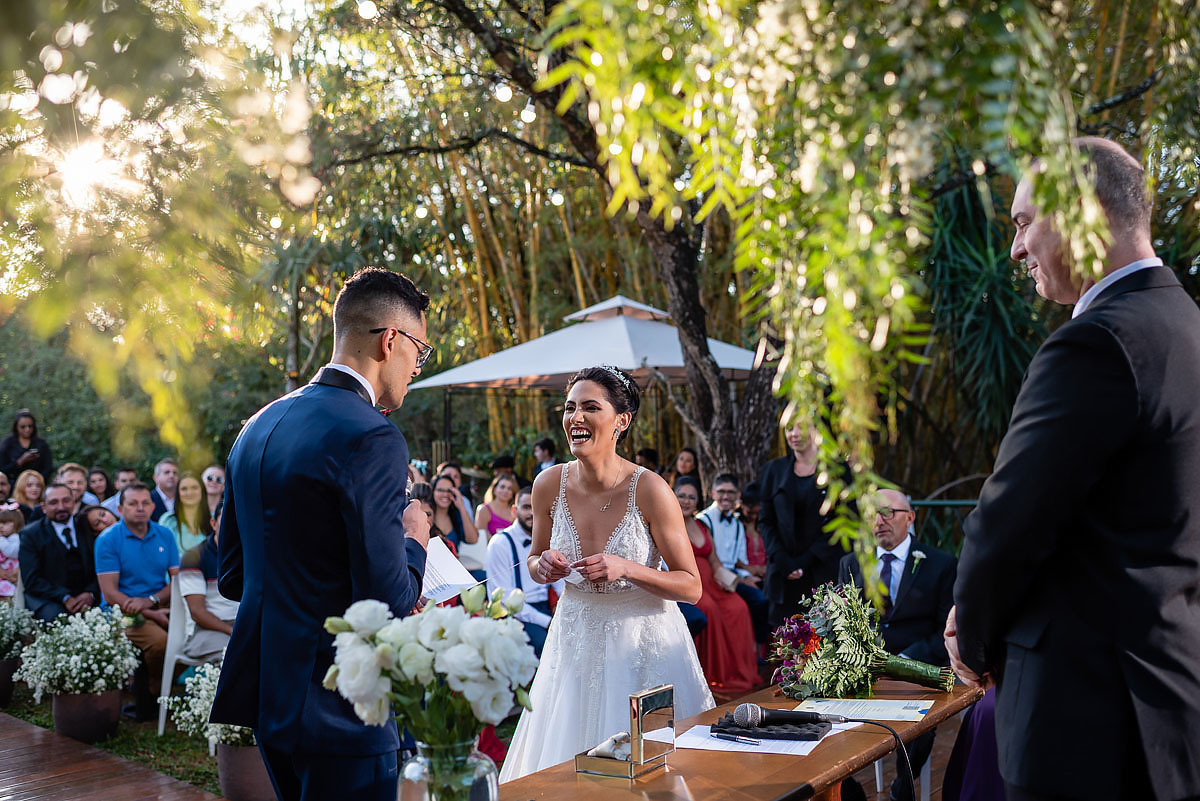 casamento ao entardecer no alto das palmeiras