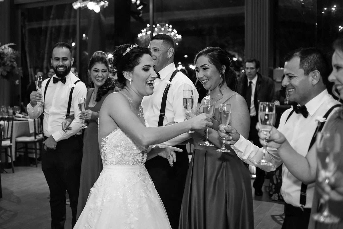 brinde da noiva na festa, alto das palmeiras