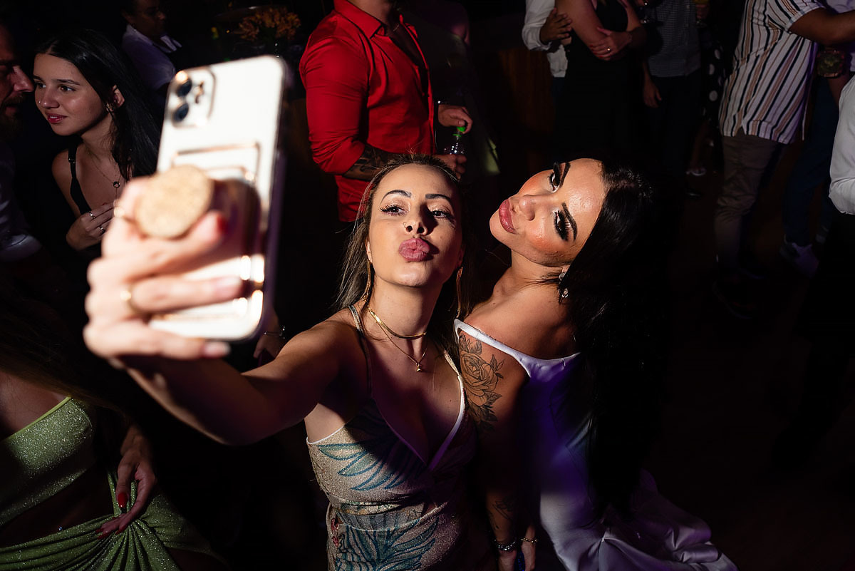 festa de casamento no alto das palmeiras