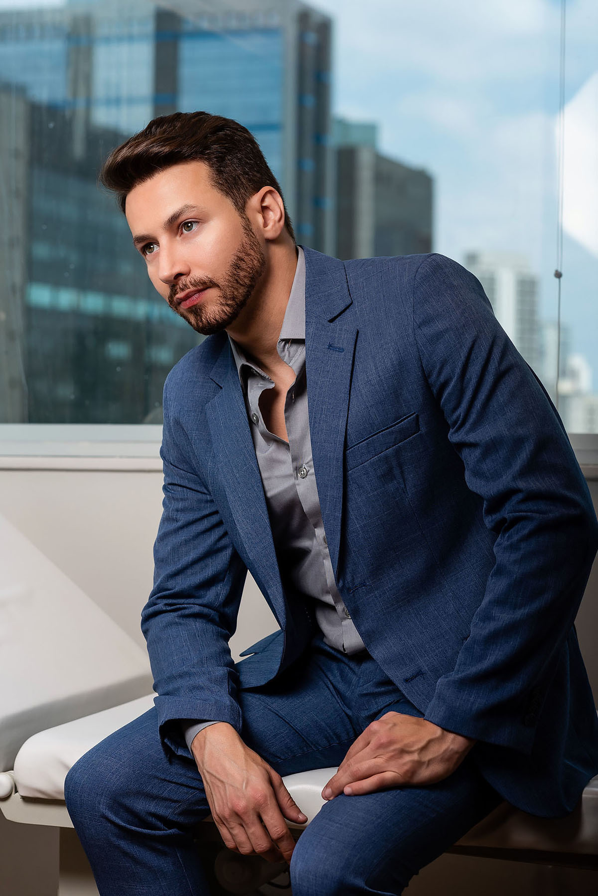 Médico em seu cosultório