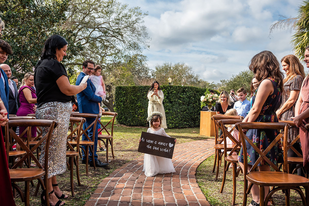 Casamento em Casa Feliz, Orlando, Fotógrafo brasileiro nos Estados Unidos, pajens, noivinha