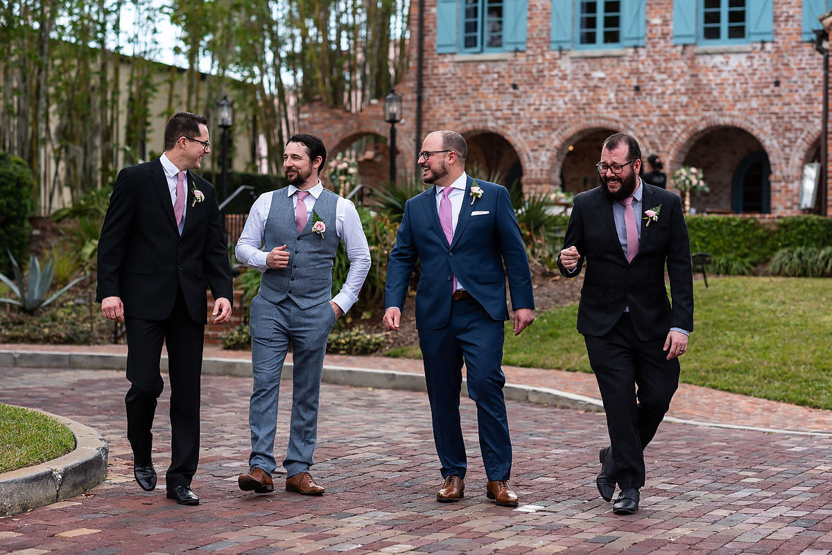 Casamento em Casa Feliz, Orlando, Fotógrafo brasileiro nos Estados Unidos, retrato de padrinhos