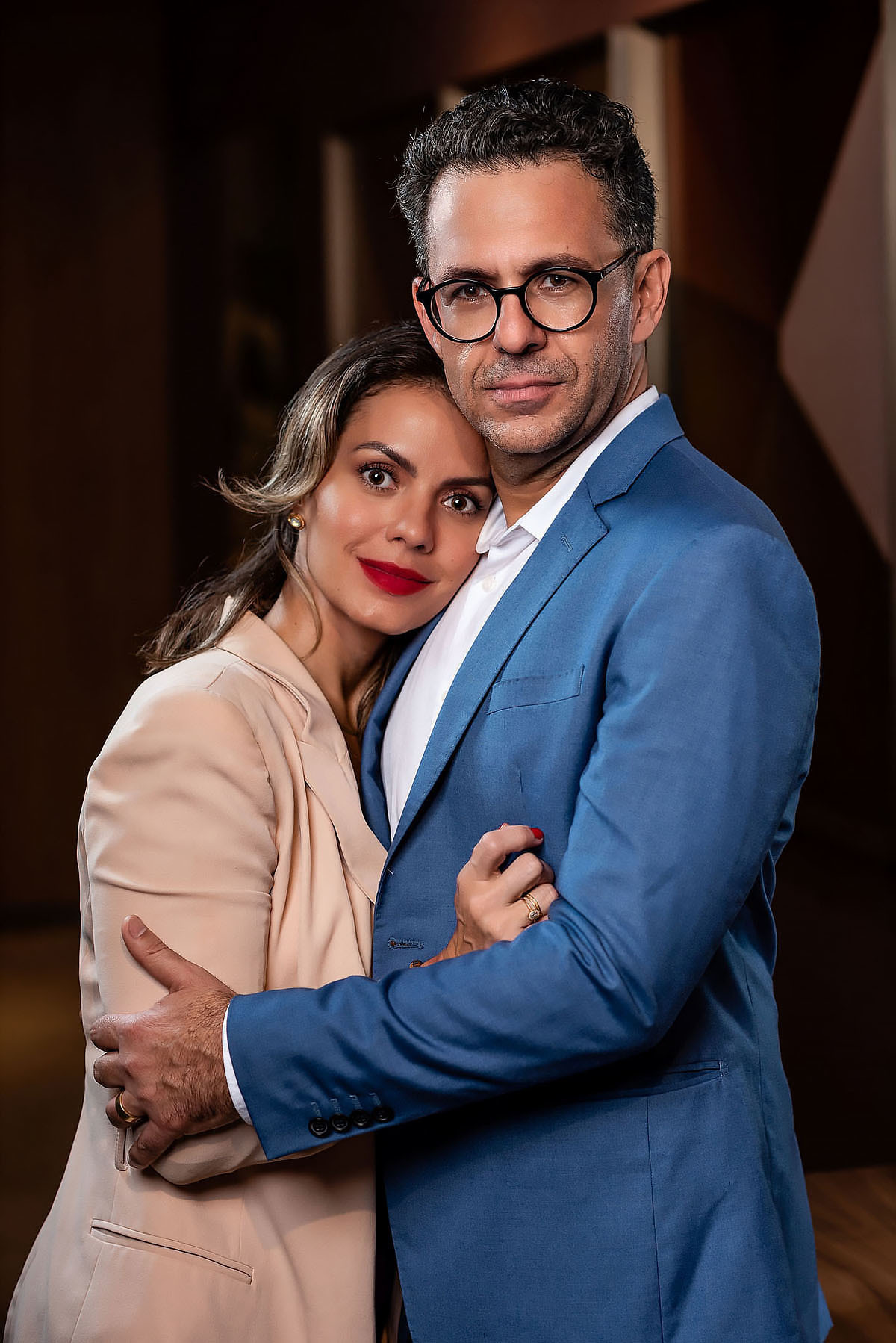 foto de casal de publicitarios