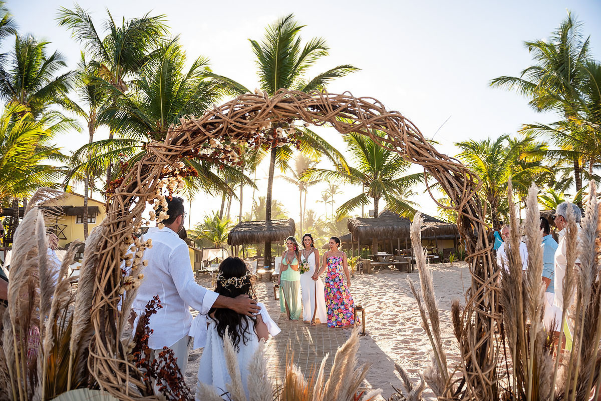 Casamento em Maraú Bahia, entrada da noiva.