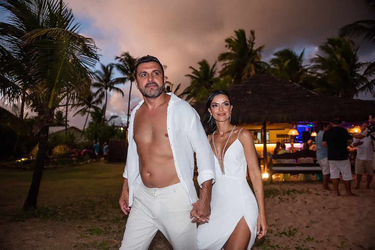Festa de casamento na praia de Maraú, bahia