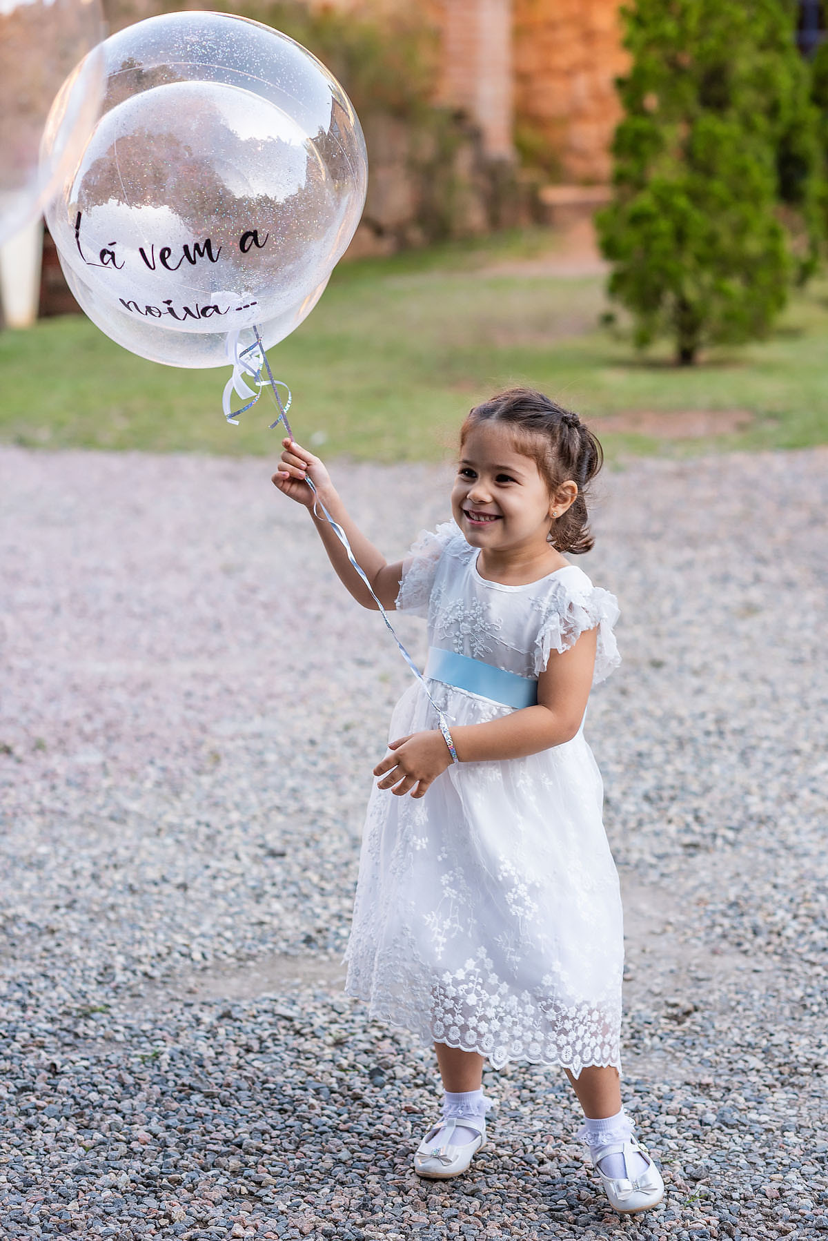 Noivinha com bexigas 