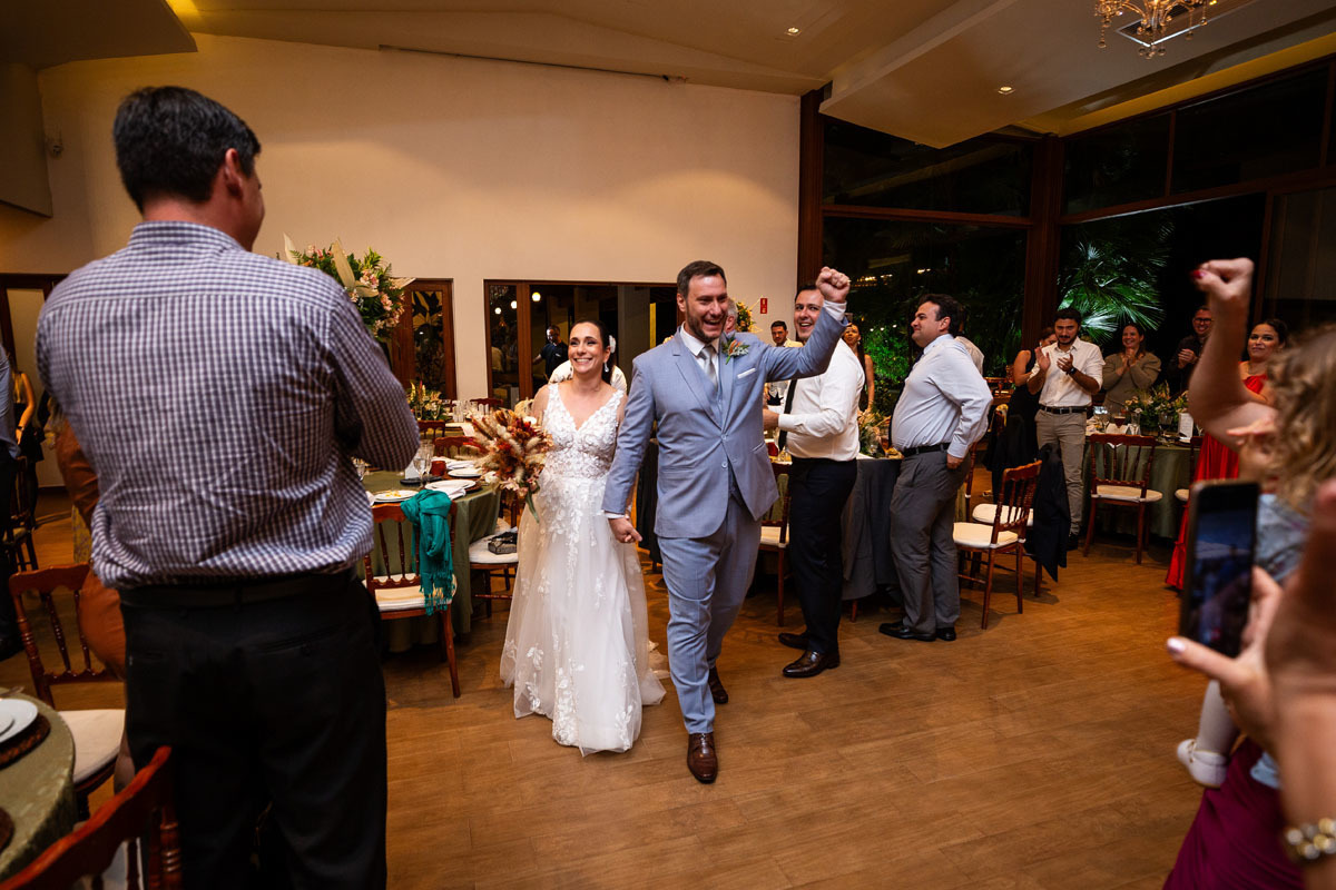 festa de casamento no alto das palmeiras