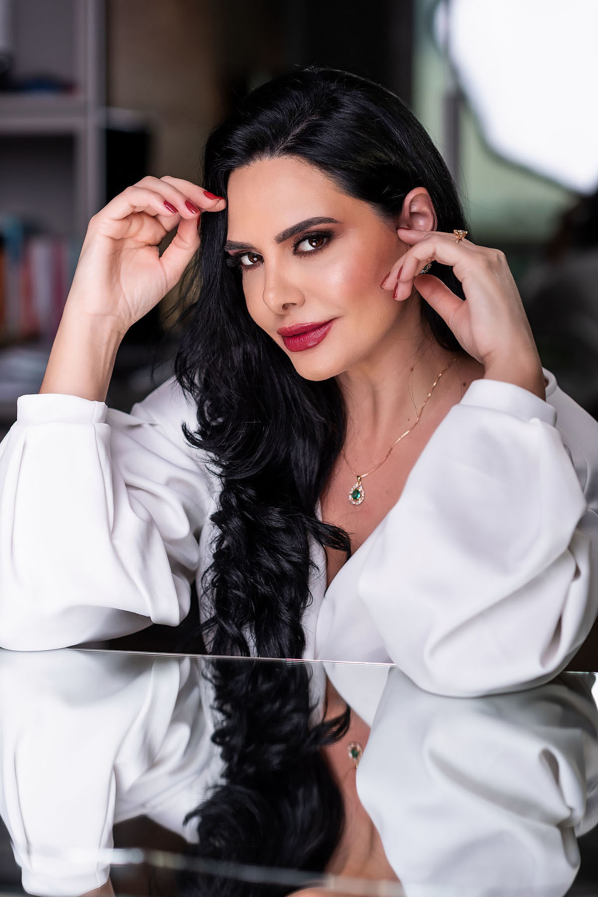 Retrato de empresária, Grah Bueno