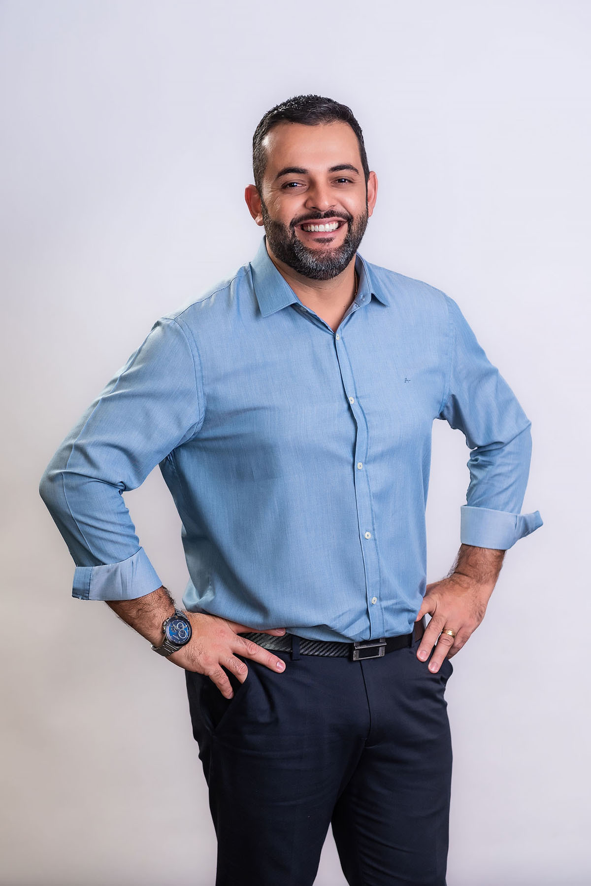 Retratos de político, Gustavo Martinelli