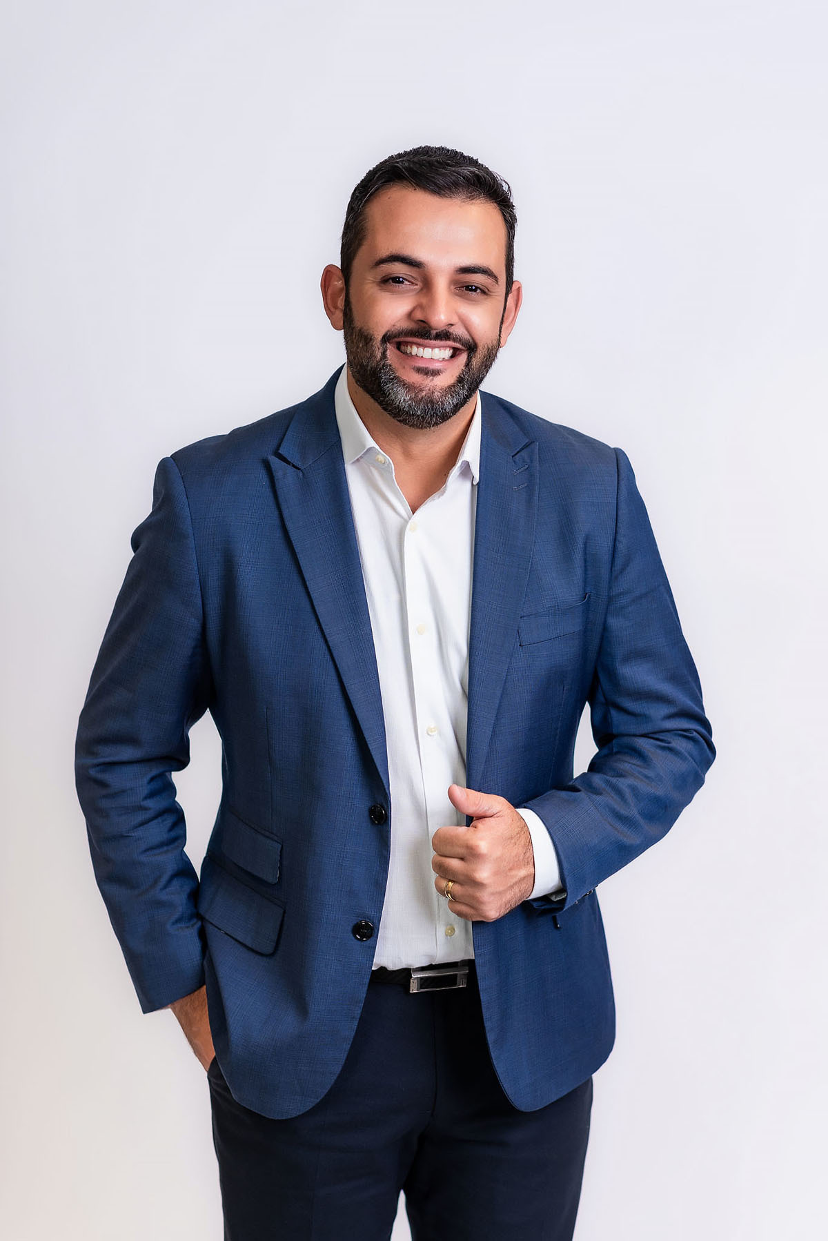 Retratos de político, Gustavo Martinelli