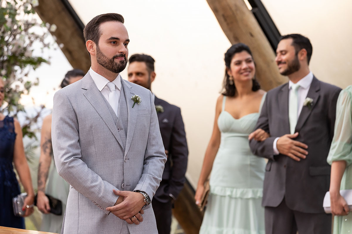 Casamento ao final da tarde no espaço Quinta da Cantareira, em Mairiporã.