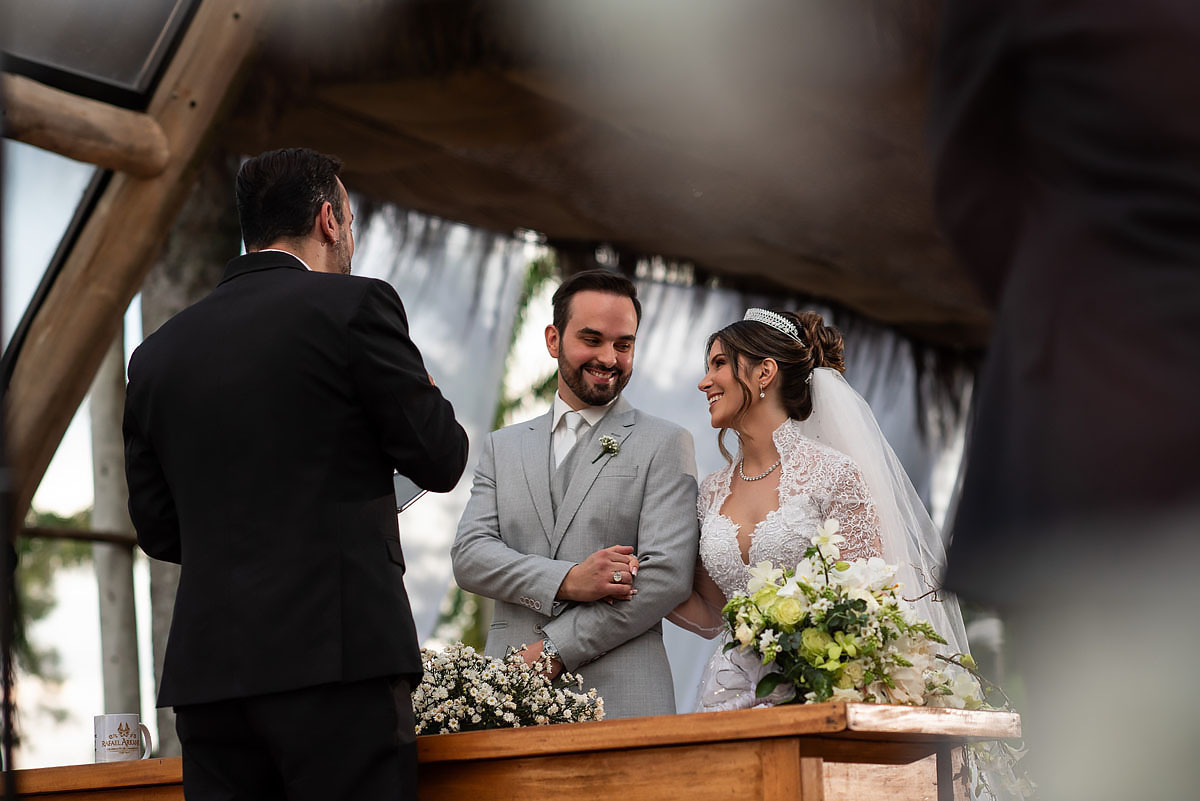 Casamento ao final da tarde no espaço Quinta da Cantareira, em Mairiporã.