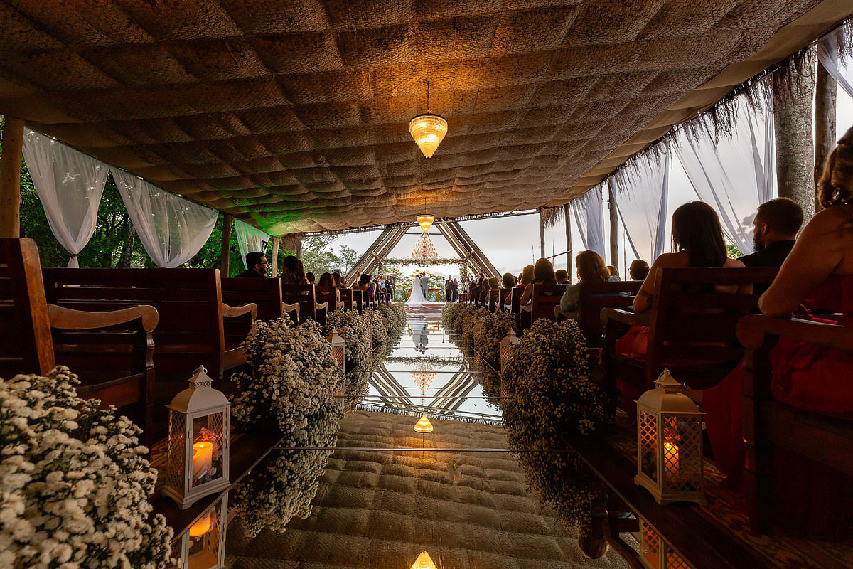 Casamento ao final da tarde no espaço Quinta da Cantareira, em Mairiporã.