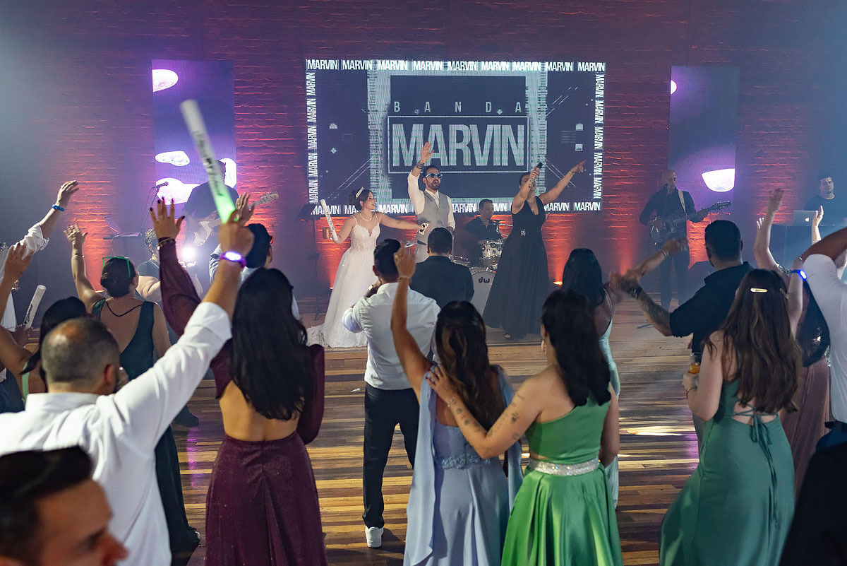 Festa de casamento no espaço Quinta da Cantareira, pista de dança