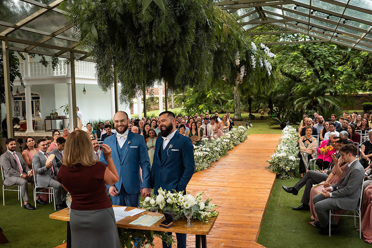 Casamento de meninos, fazenda Santa Isabel, casamento no campo, casamento com chuva.