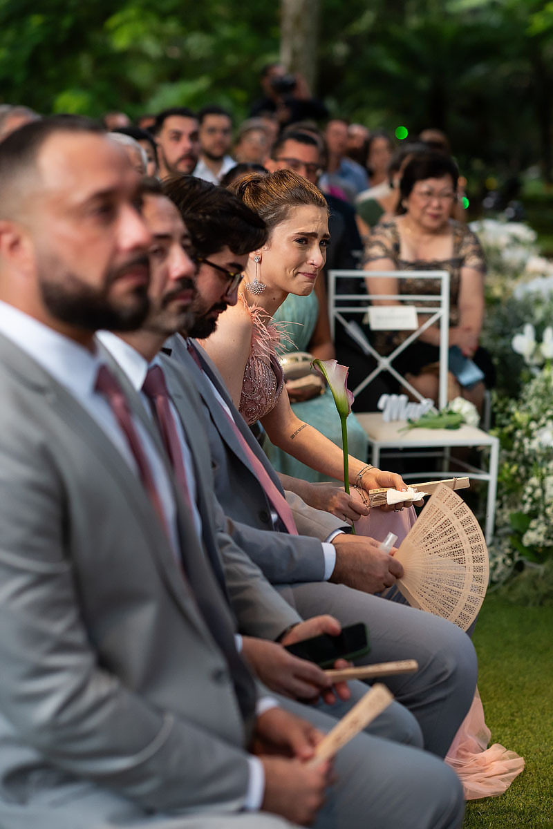 Casamento de meninos, fazenda Santa Isabel, casamento no campo, casamento com chuva, padrinhos emocionados.