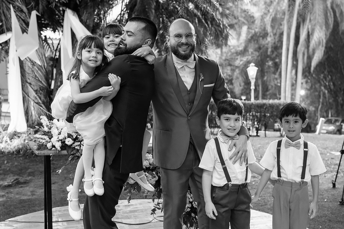 Casamento de meninos, fazenda Santa Isabel, casamento no campo, casamento com chuva, noivos e noivinhos.