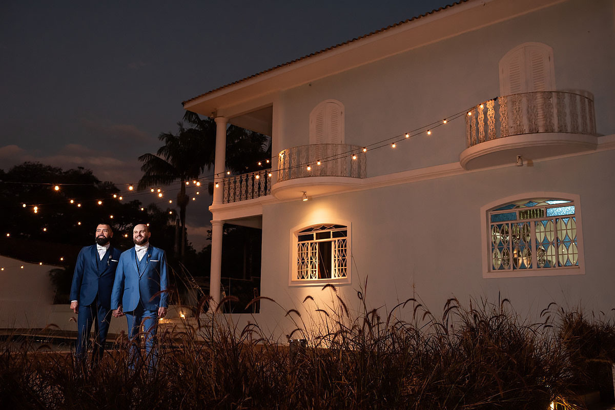 Casamento de meninos, fazenda Santa Isabel, casamento no campo, casamento com chuva, ensaio dos noivos.