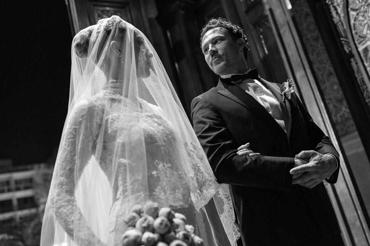 Entrada da noiva em Casamento clássico na igreja matriz de Jundiaí, N.S. do Desterro.

