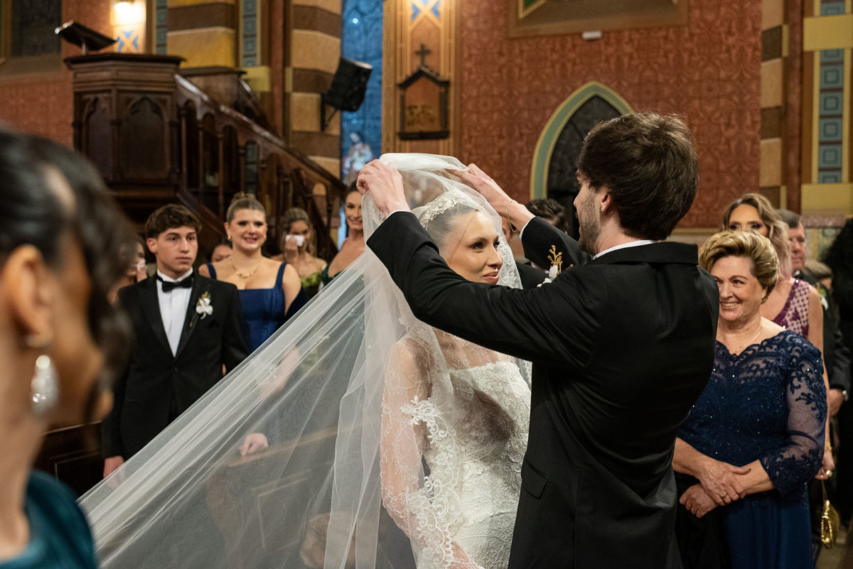 O encontro em Casamento clássico na igreja matriz de Jundiaí, N.S. do Desterro.