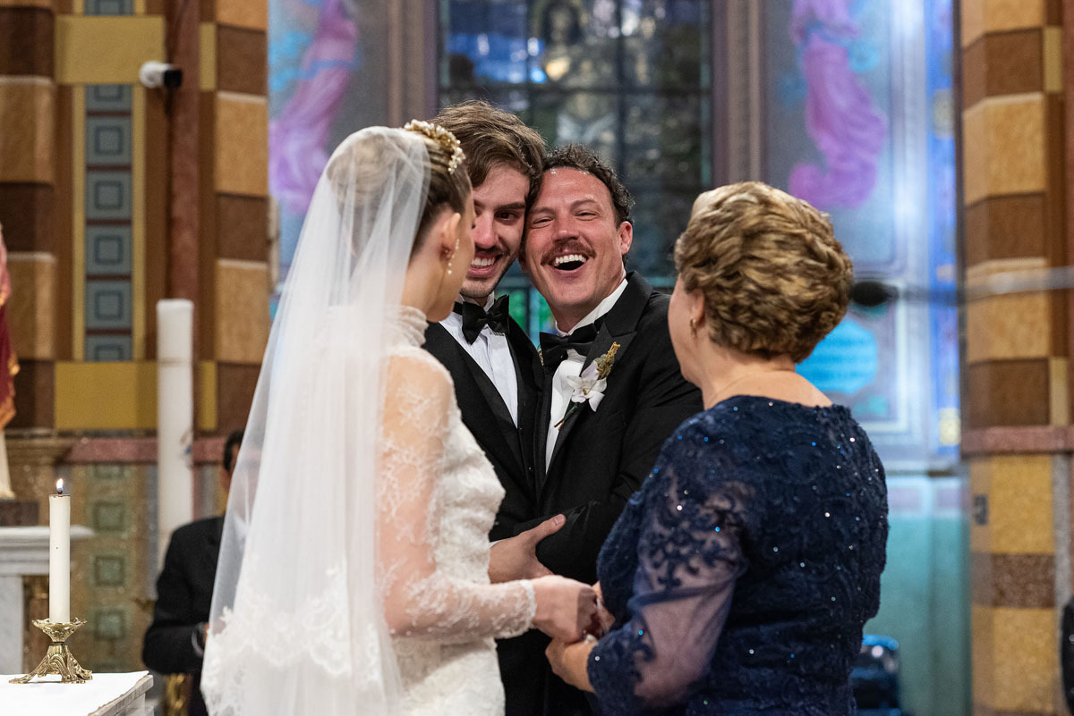 Cumprimento dos pais em casamento clássico