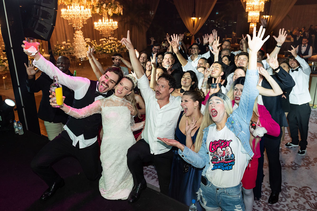 foto final do casamento no clube