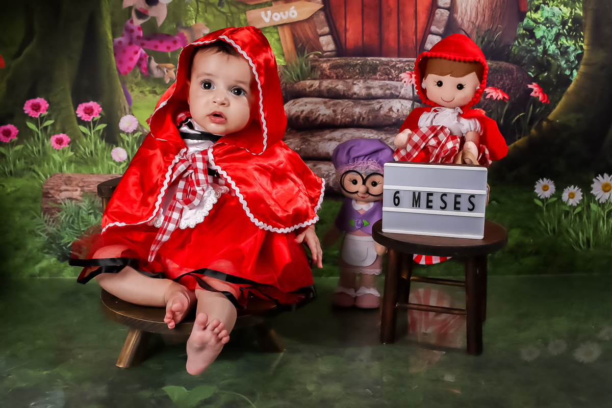 Ensaio estúdio em guarulhos chapéuzinho vermelho, bebê
