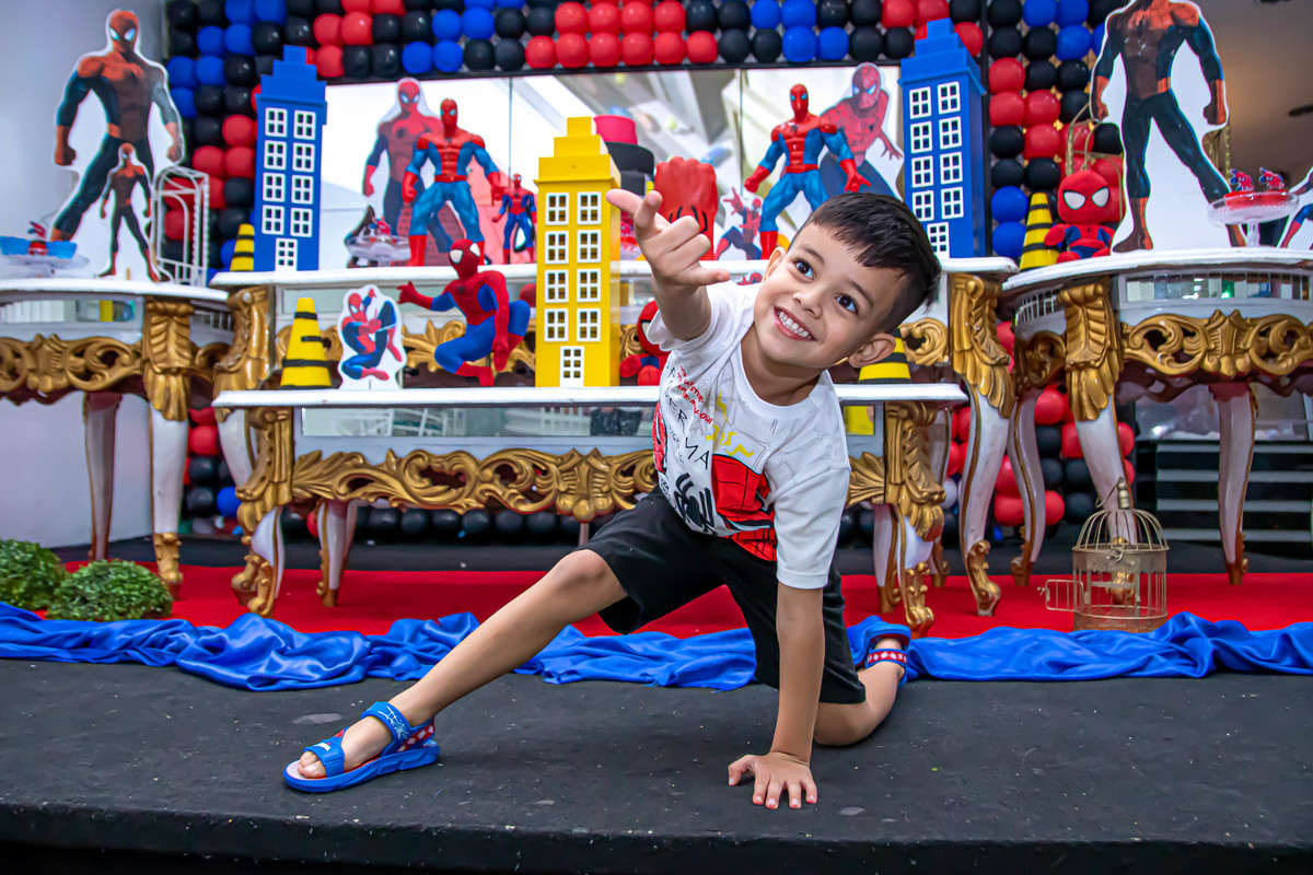 festa infalntil tema homem aranha
