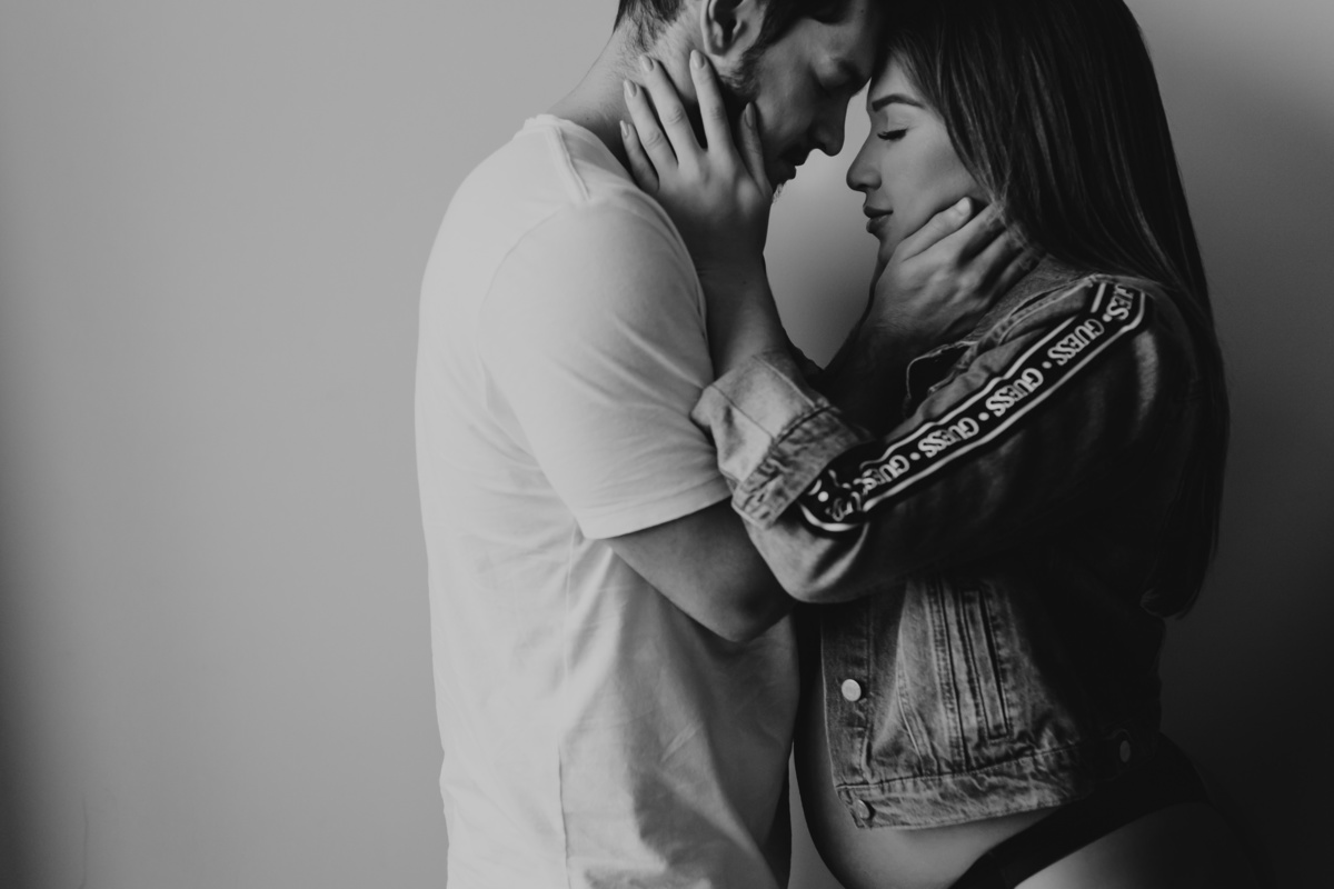 carol cola dj bhaskar filho gravida alok