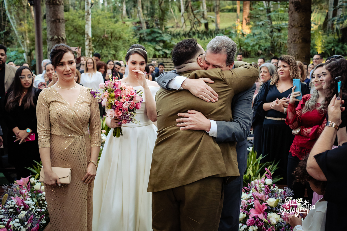 Danilo e Cris Almeida - Fotografos de Casamento no Campo na Casa Giardino em Mogi das Cruzes SP 