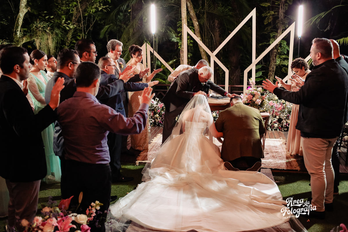 Danilo e Cris Almeida - Fotografos de Casamento no Campo na Casa Giardino em Mogi das Cruzes SP 