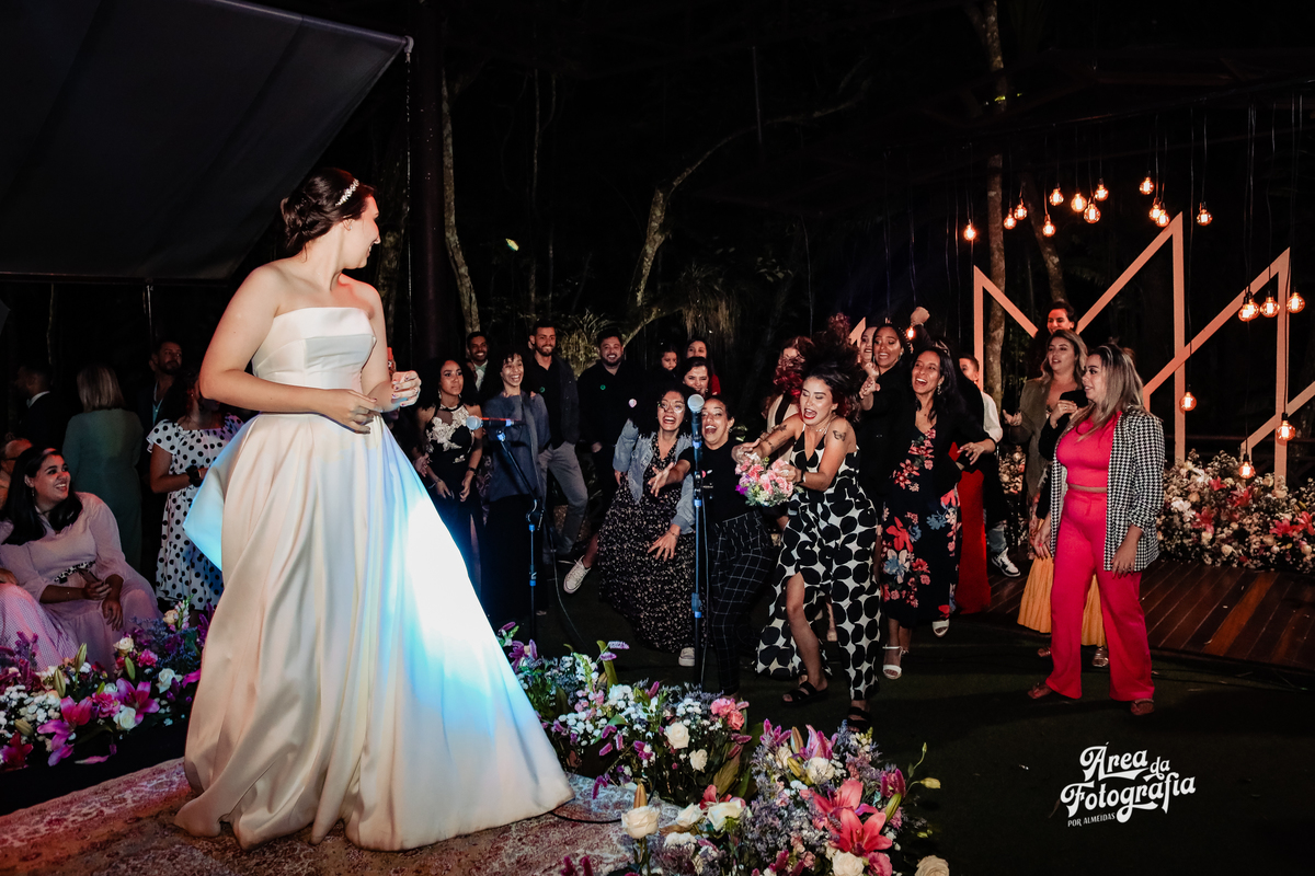 Danilo e Cris Almeida - Fotografos de Casamento no Campo na Casa Giardino em Mogi das Cruzes SP 