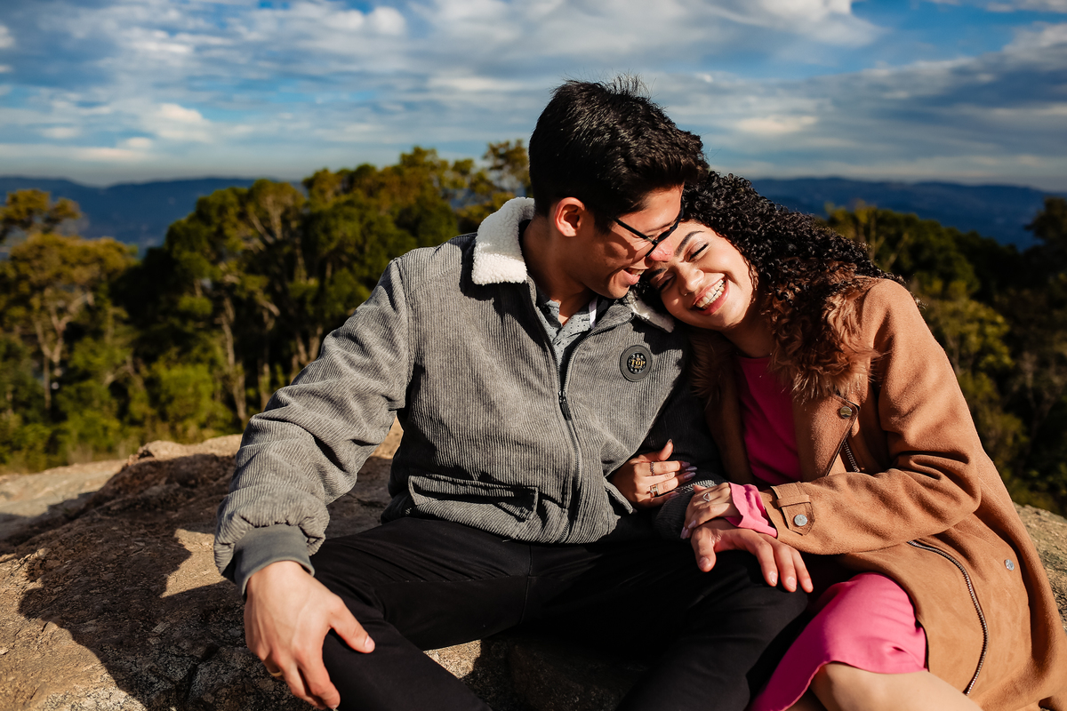 ensaio pré wedding no campo - Pico do Olho D'Água - Mairiporã - SP - Danilo e Cris Almeida - Fotógrafos de Casamento em Mogi das Cruzes