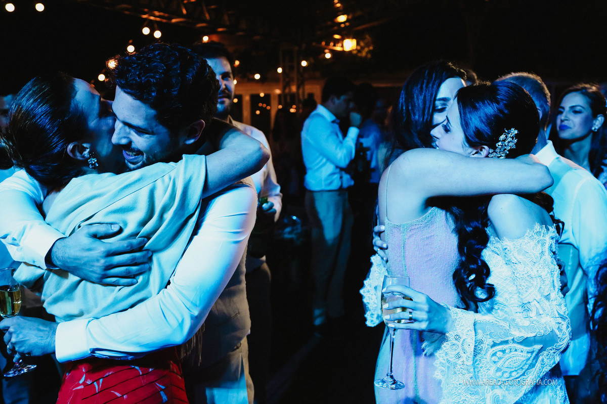 Marcela   Luiz Eduardo | Casamento Local: TW Guaimbê Fotografia: Danilo Almeida e Cristiana Almeida Ilhabela -SP