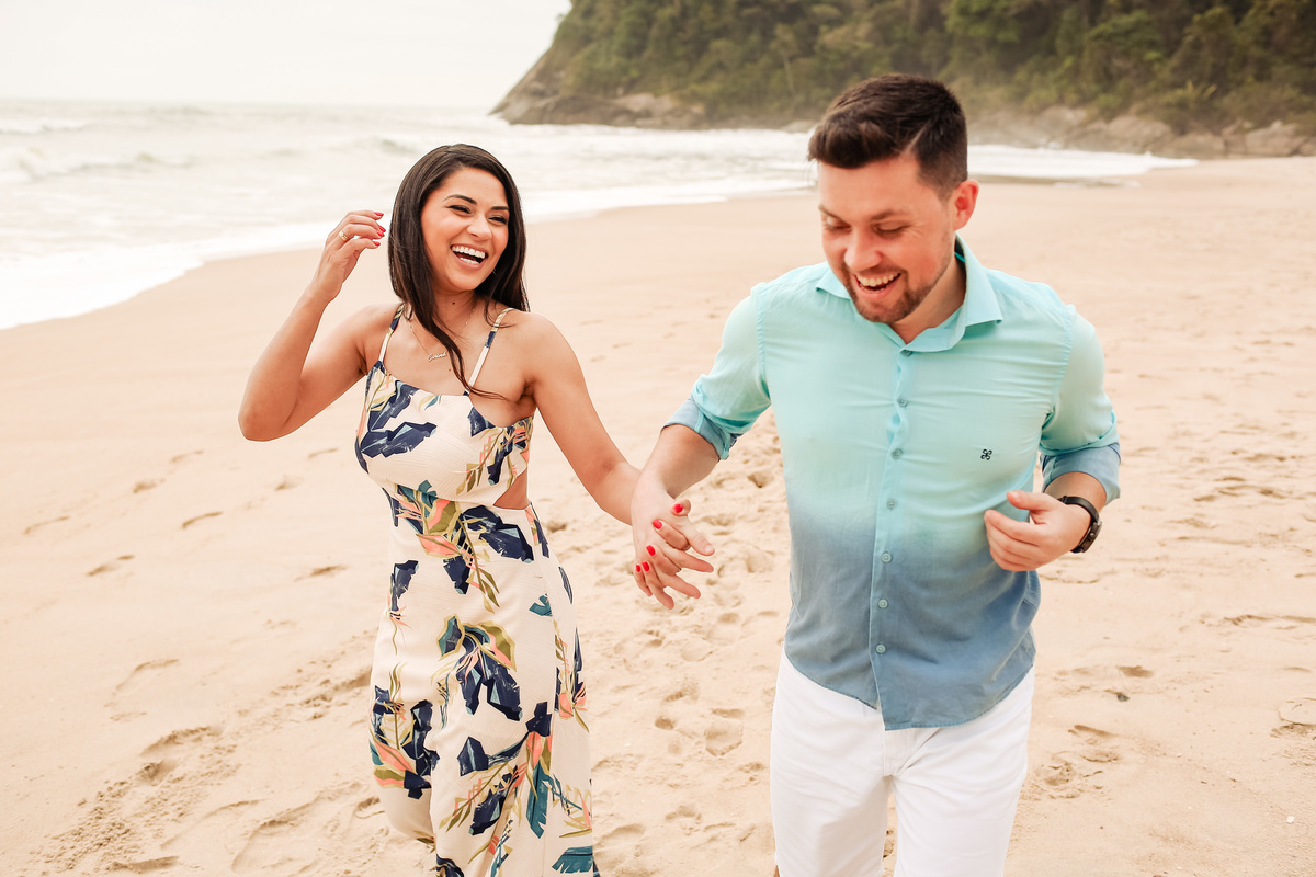ensaio pre wedding em São Sebastião na Praia da Juréia SP