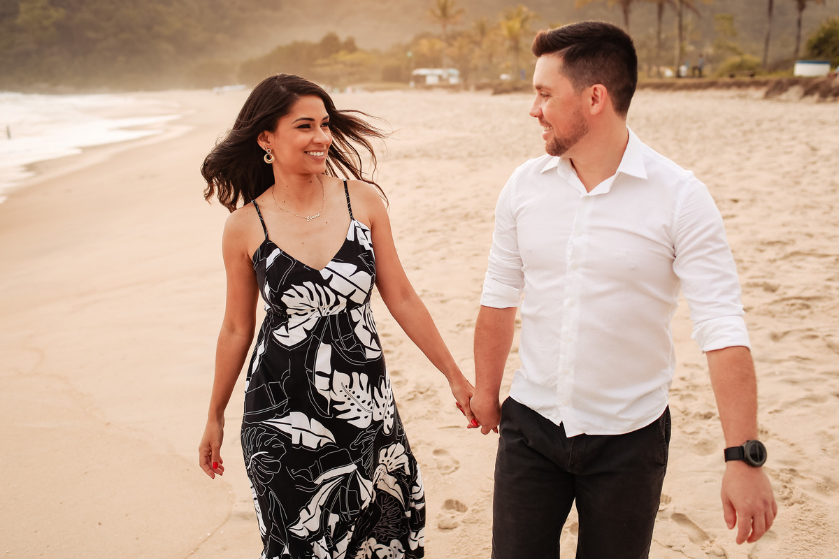 ensaio pre wedding em São Sebastião na Praia da Juréia SP