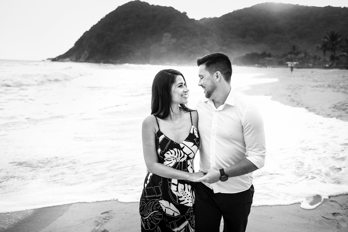 ensaio pre wedding em São Sebastião na Praia da Juréia SP