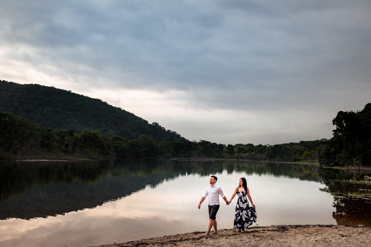ensaio pre wedding em São Sebastião na Praia da Juréia SP