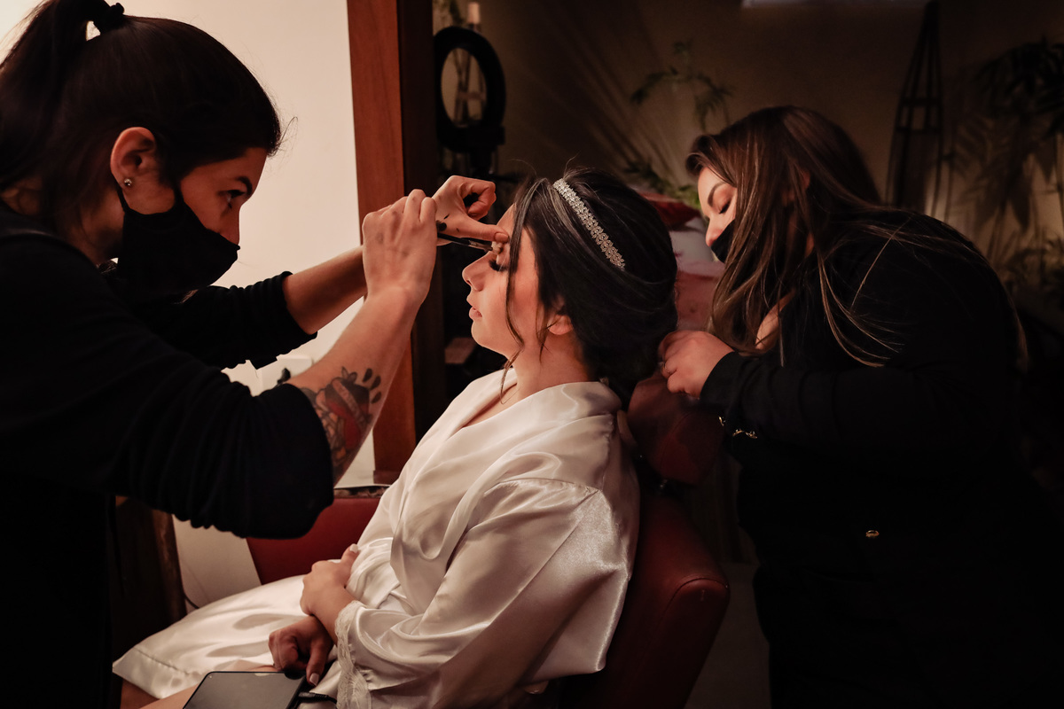 Tamiris e Pedro - casamento no Portal da Serra em Mogi das Cruzes - SP - Danilo e Cris Almeida - Fotógrafos de Casamento em Mogi das Cruzes - SP - Casamento no campo - Vestido de Noiva
