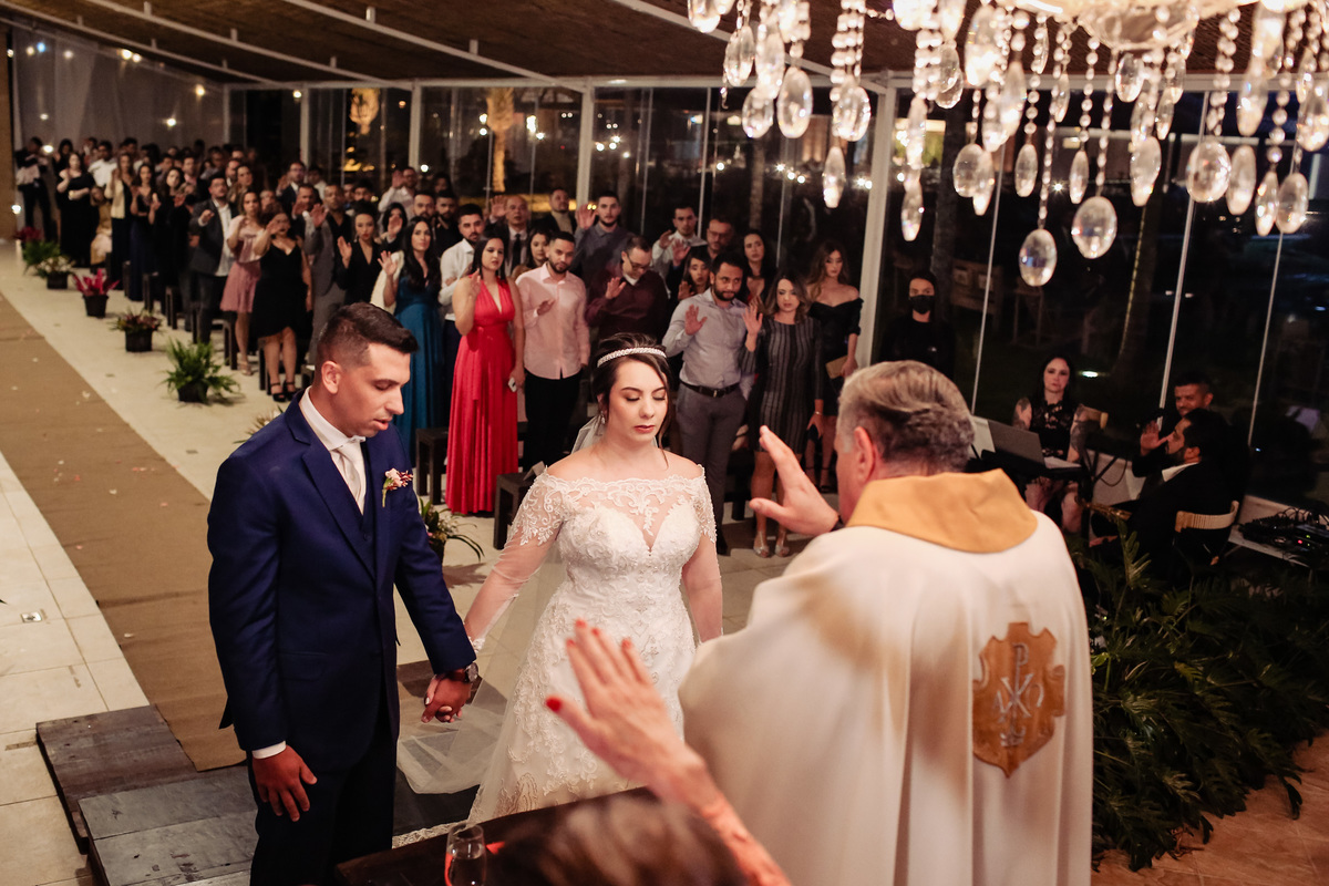 Tamiris e Pedro - casamento no Portal da Serra em Mogi das Cruzes - SP - Danilo e Cris Almeida - Fotógrafos de Casamento em Mogi das Cruzes - SP - Casamento no campo - Vestido de Noiva