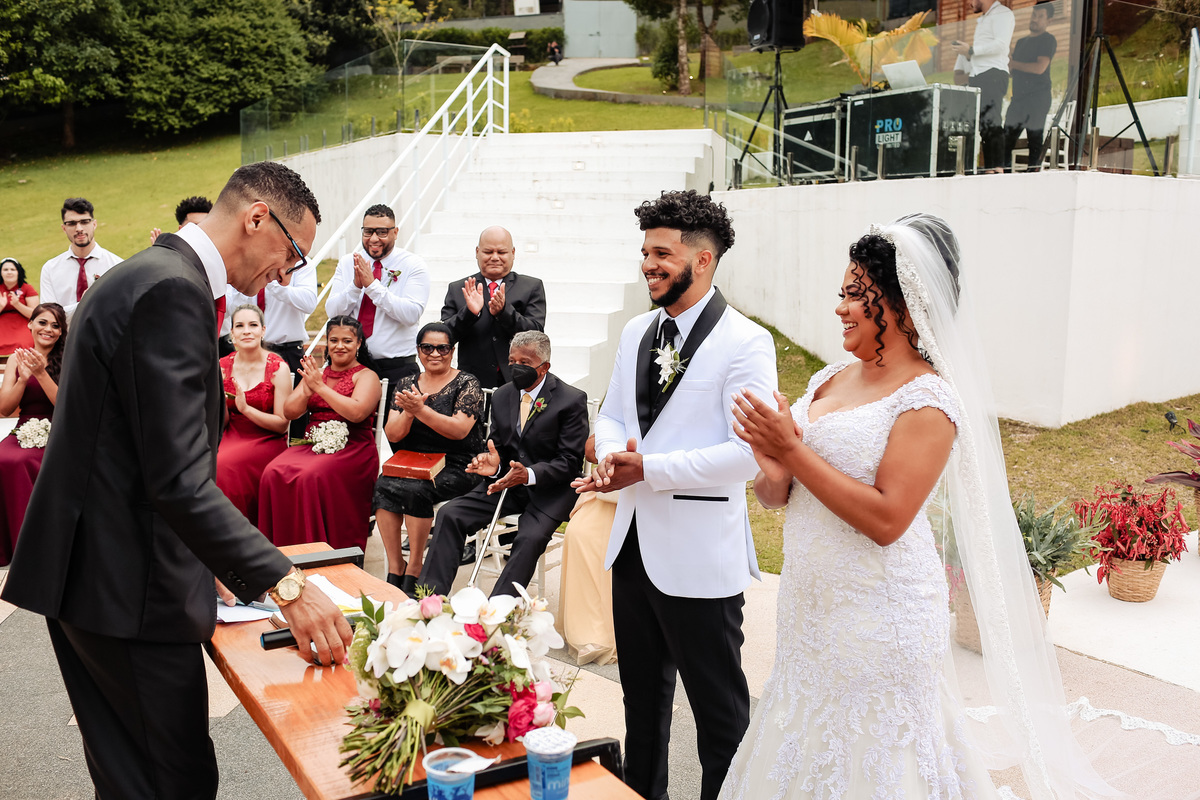 casamento no campo de bianca e misael no sitio his em mogi das cruzes sp