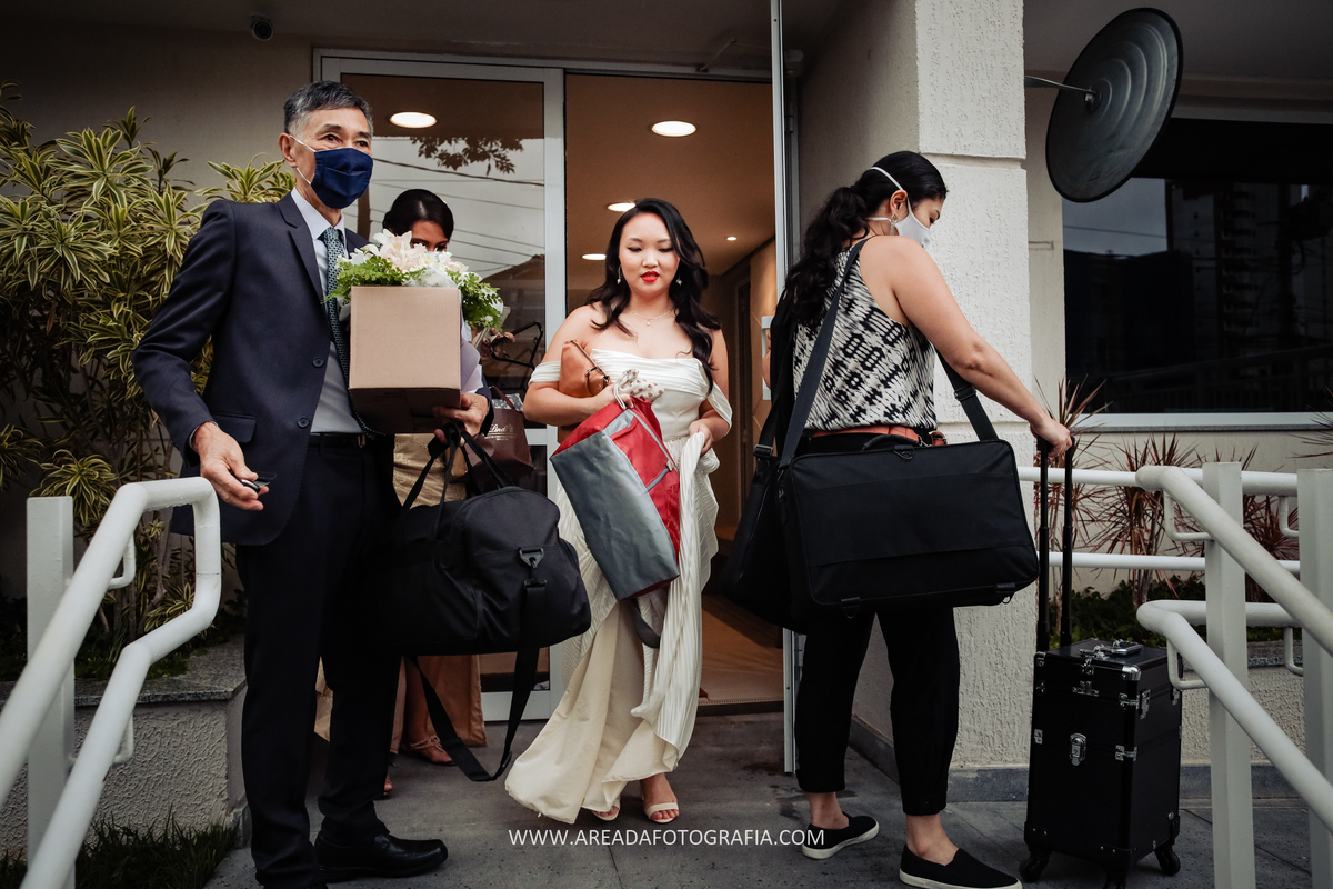 Casamento Naomi e Gabriel na Villa Bisutti Gomes de Carvalho - SP