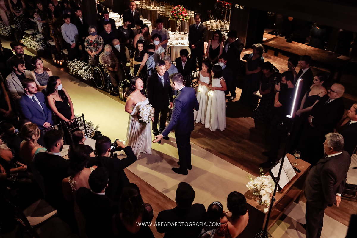 Casamento Naomi e Gabriel na Villa Bisutti Gomes de Carvalho - SP