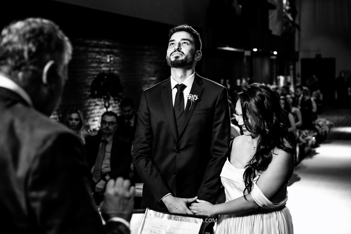 Casamento Naomi e Gabriel na Villa Bisutti Gomes de Carvalho - SP