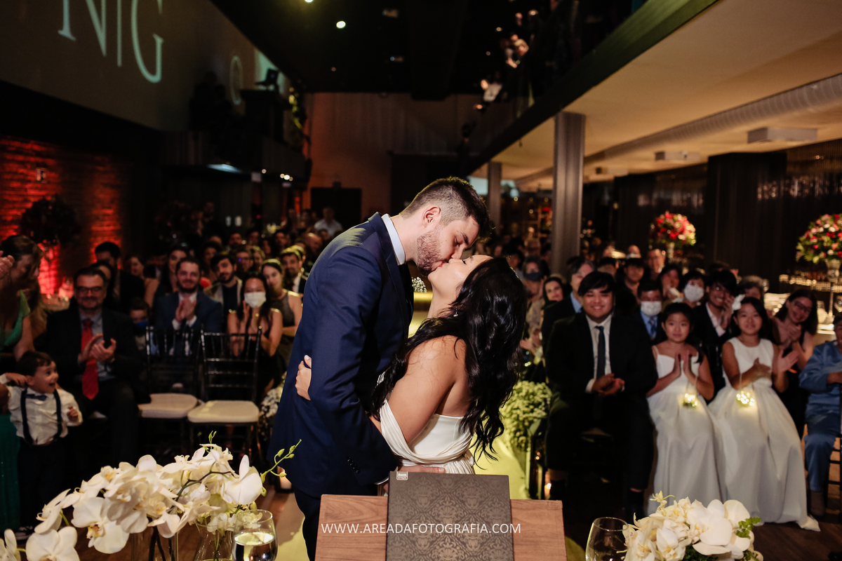 Casamento Naomi e Gabriel na Villa Bisutti Gomes de Carvalho - SP