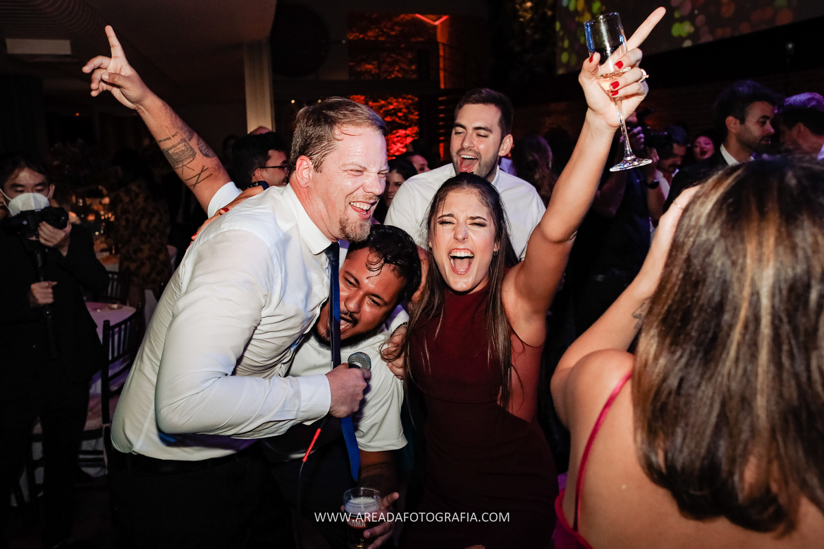 Casamento Naomi e Gabriel na Villa Bisutti Gomes de Carvalho - SP