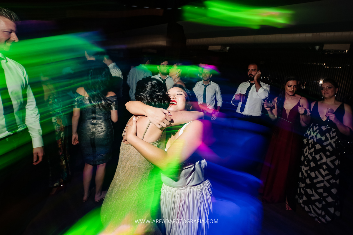 Casamento Naomi e Gabriel na Villa Bisutti Gomes de Carvalho - SP