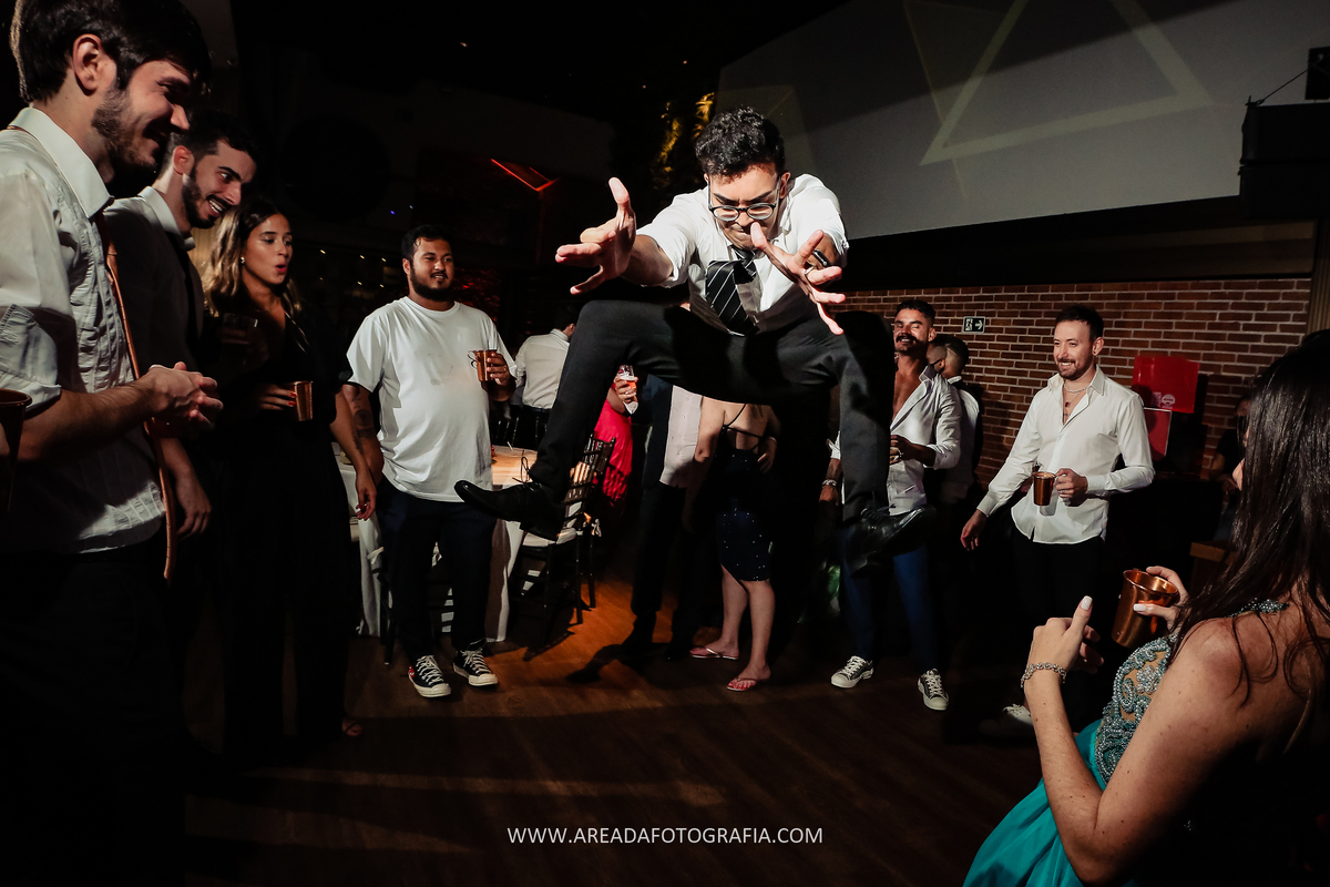 Casamento Naomi e Gabriel na Villa Bisutti Gomes de Carvalho - SP