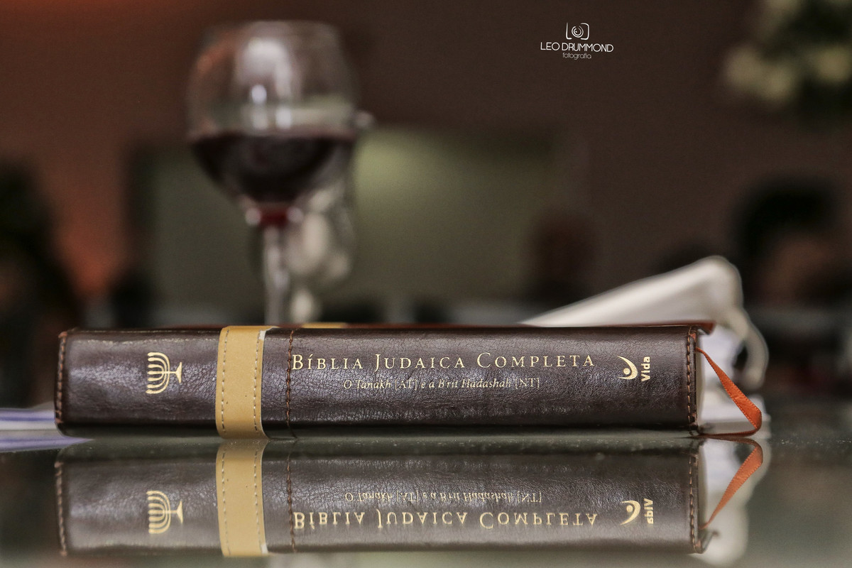 biblia judaica no clube nautico