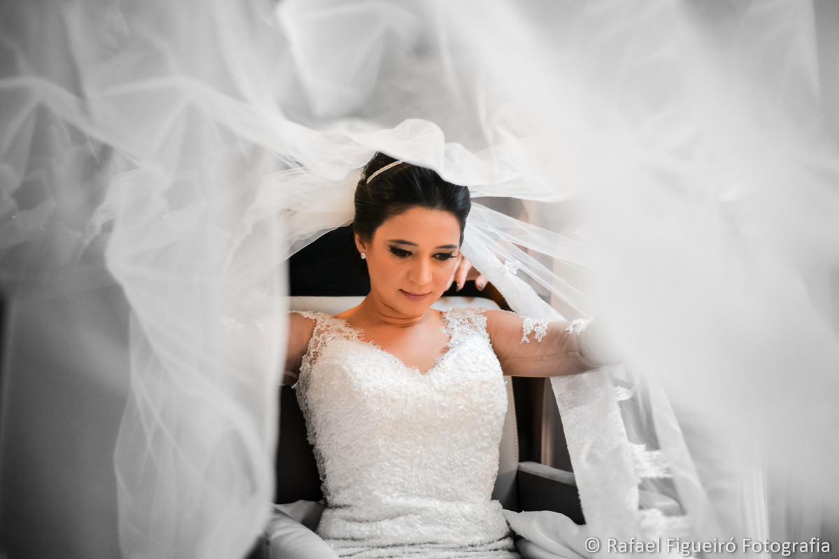 Making of da noiva fotografado por Rafael Figueiró em Recife Pernambuco